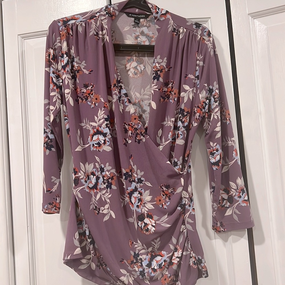 41 Hawthorn Stitch Fix Faux Wrap Top M